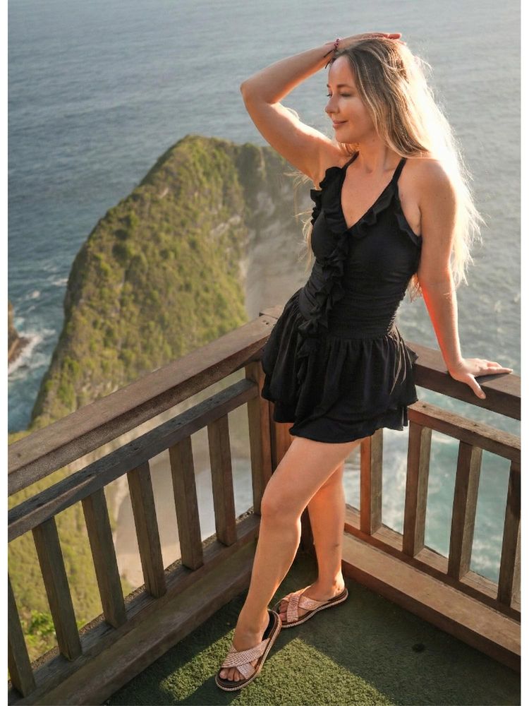 Keepfit Women's V-Neck Black Swimsuit-picture-10