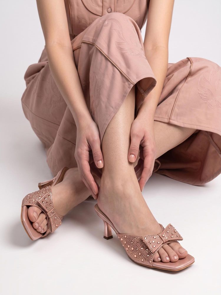 Dollphin Women Tan Embellished Transparent Kitten Heels-image-42