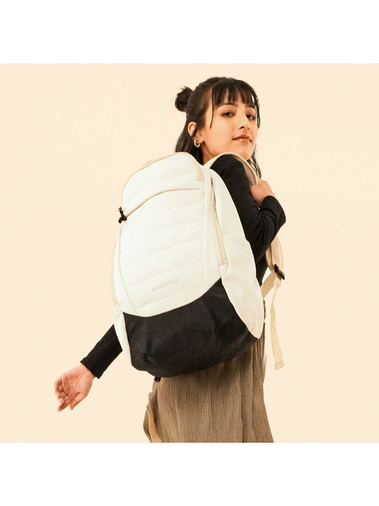 Assembly Lightweight 15.6 Inches Laptop Large Backpack (25L) with Multiple Pockets-Cream