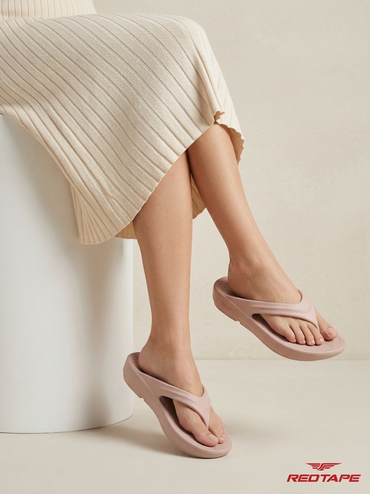 Red Tape Women's Thomes Pink Flipflops-picture-23
