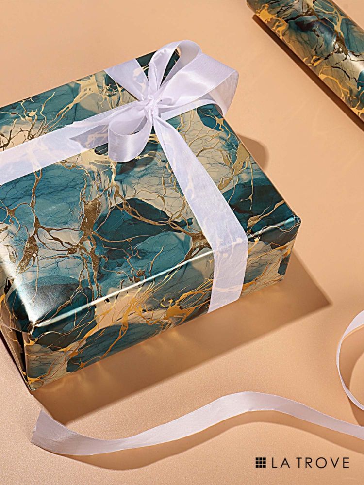 The Big Trove Green Marble Gift Wrapping Paper (Pack of 15)