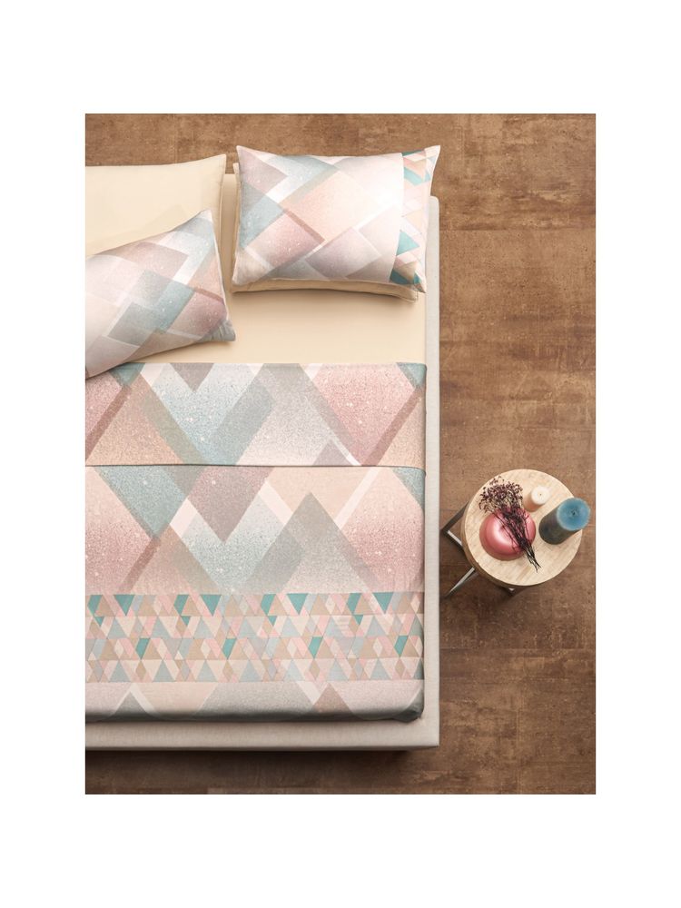 Ddecor Live Beautiful Geometric King 210 TC Bedsheet With 2 Pillow Covers - Pink