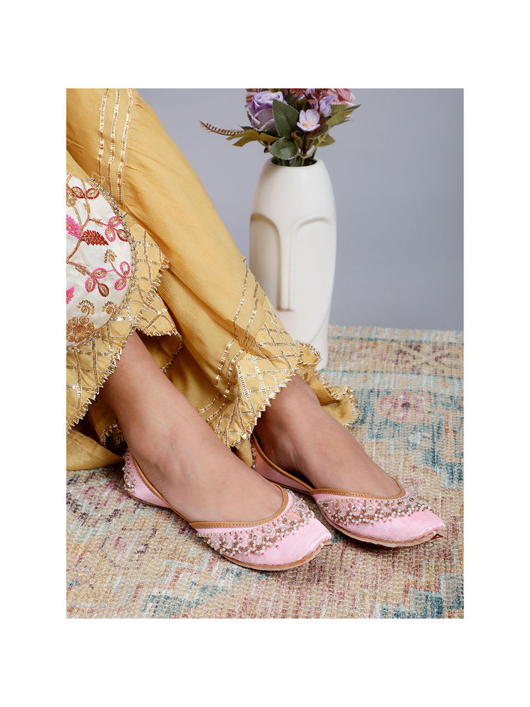 GLAM STORY Women Ziba Pink Embellished Punjabi Jutti-image-22
