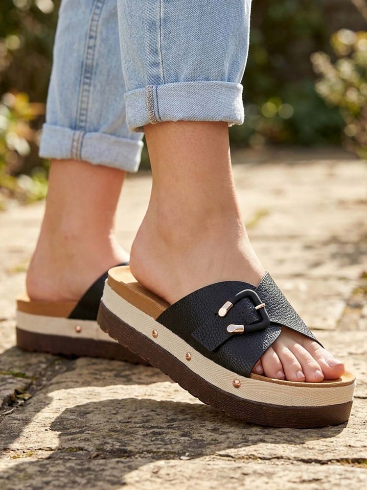 Iconics Women Black Platform Stylish Buckle Sandals-picture-17