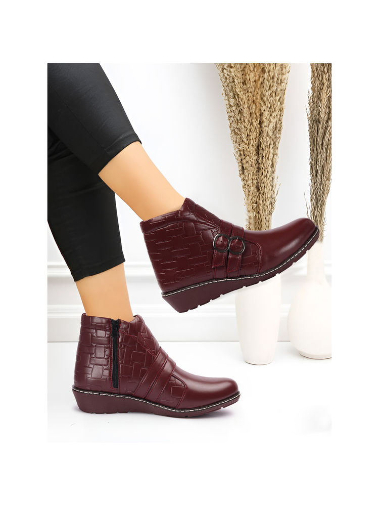 Iconics Maroon Women Solid Casual Boots-picture-28