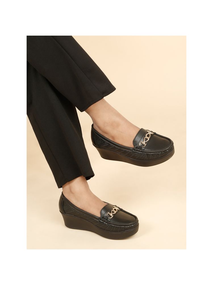 Flat n Heels Women Black Loafers-picture-18