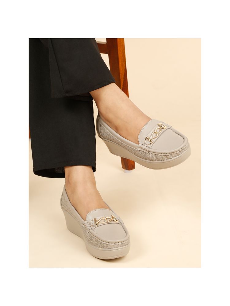 Flat n Heels Women Grey Loafers-picture-38