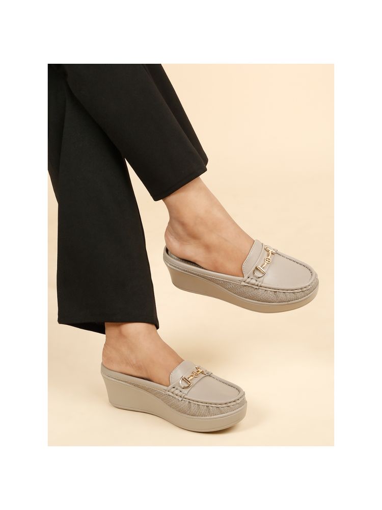 Flat n Heels Women Grey Loafers-image-6