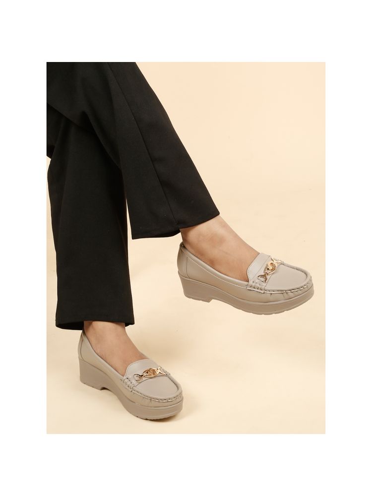 Flat n Heels Women Grey Loafers-image-8
