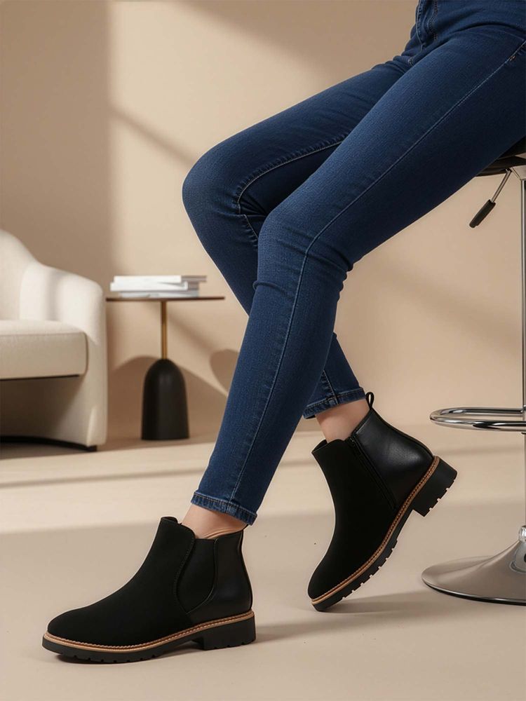 Carlton London Women Black Chelsea Boots-picture-28