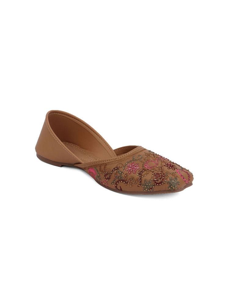 Iconics Brown Women Embroidered Juttis