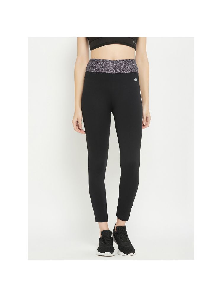 Clovia Snug-Fit High Rise Active Tights With Printed Waistband Black-picture-14