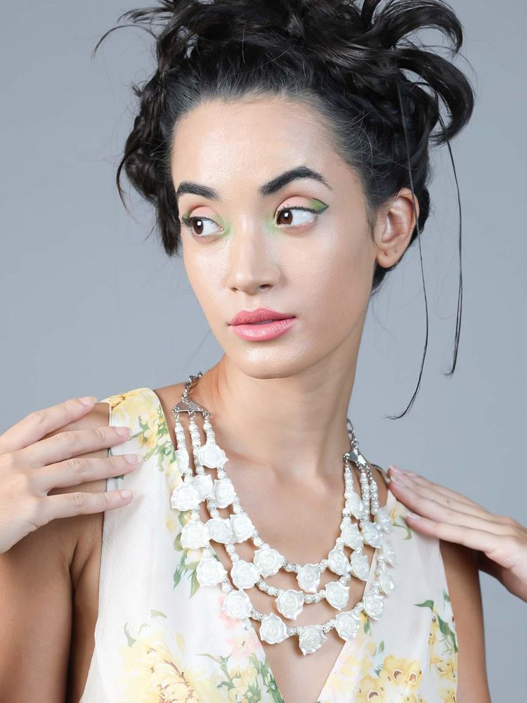Odette Exquisite White Rose Layered Necklace For Women-image-43