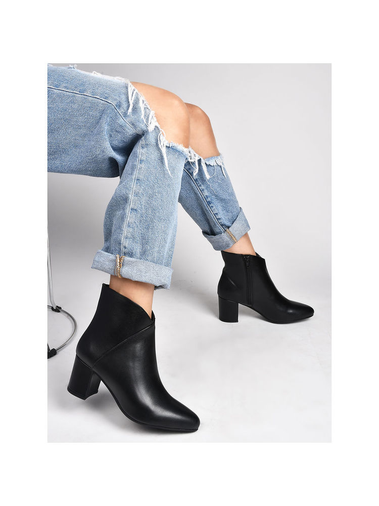 SHUZ TOUCH Black Solid Ankle Length Boots-picture-17