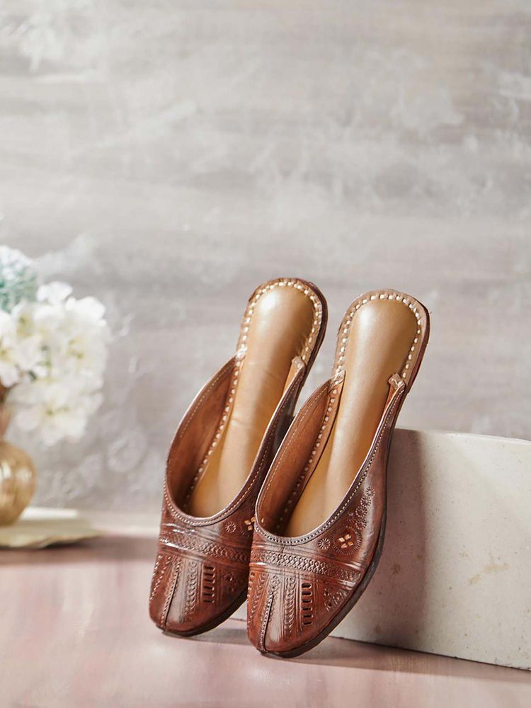Fabindia Brown Leather Open Jutties-image-43
