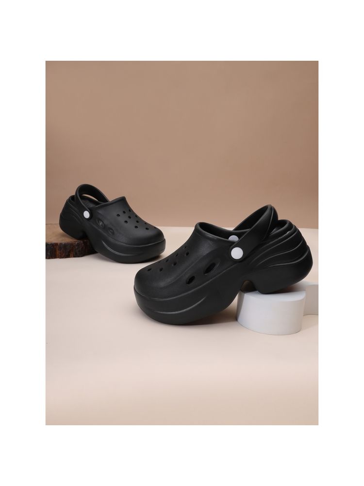 Truffle Collection Black Solid Clogs-picture-34