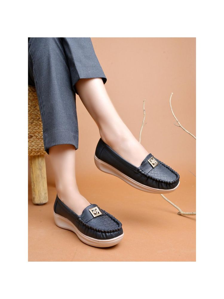Shoetopia Classy Look Black Loafers for Women