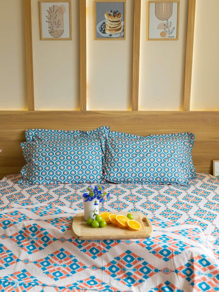 Reysha Ikkat Essence 300 TC Cotton Double Bedsheet with 2 Pillow Covers-image-4