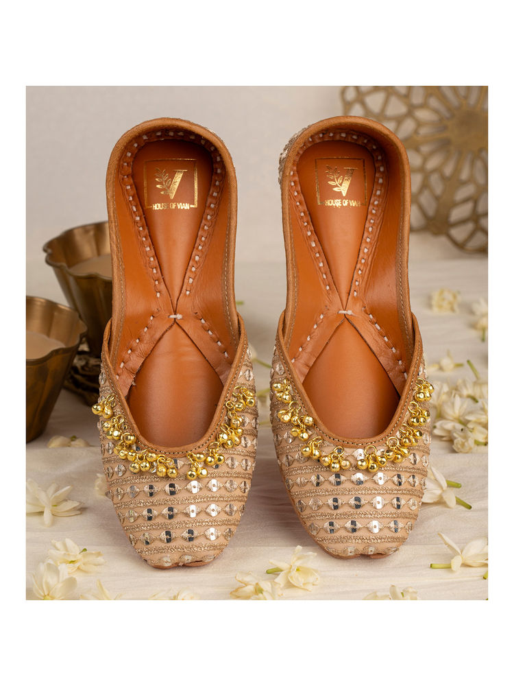 House of Vian Hiva Mirror Work Juttis-picture-11