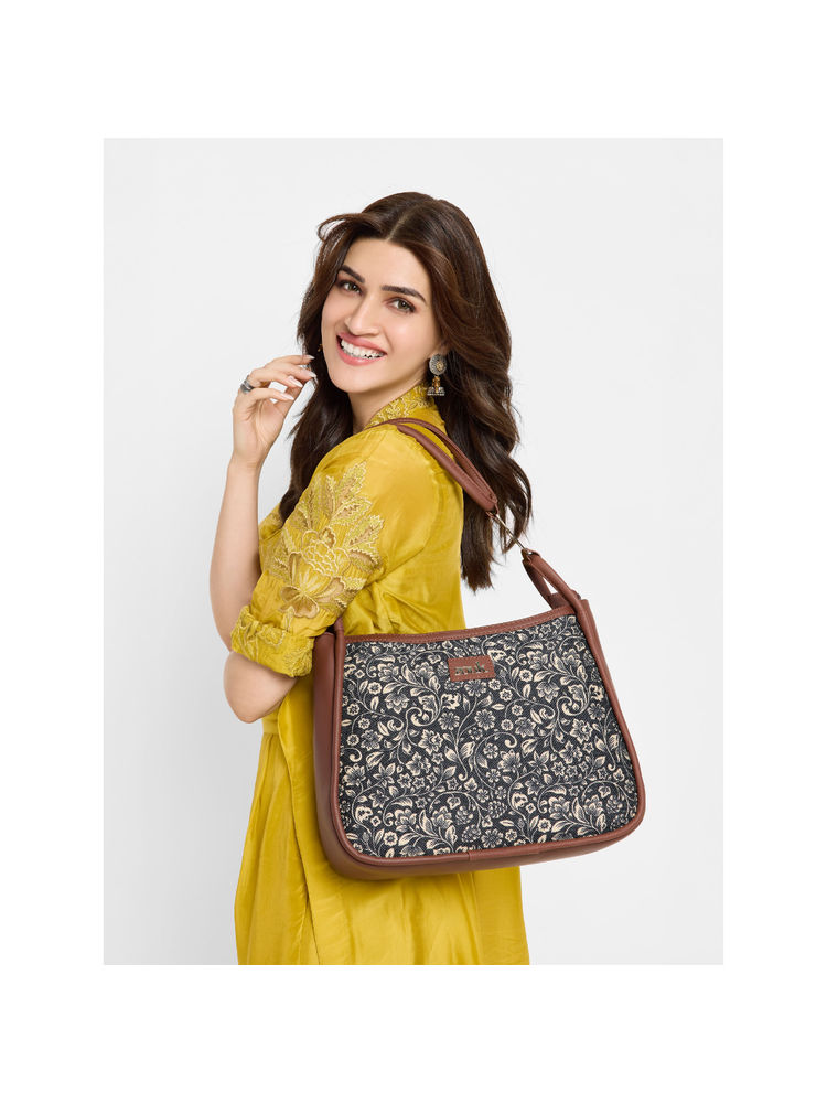 Zouk Flo Motif Sleek Shoulder Bag-picture-23