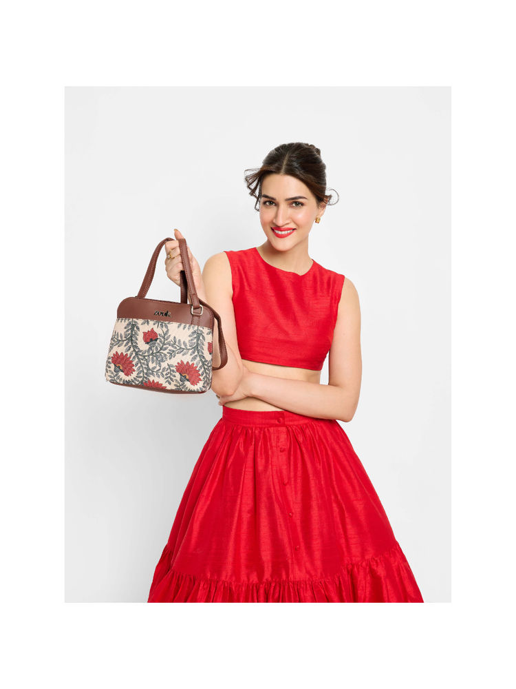 Zouk Nawabi Couture Ooo Sling Bag-picture-11