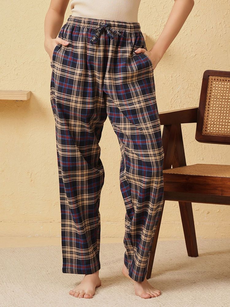Clovia Cotton-Wool Printed Lounge Pyjama with Pocket-image-3