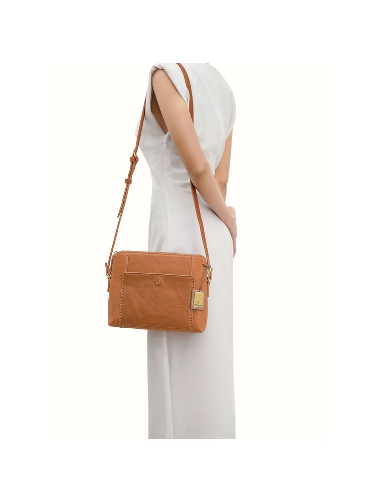 Hidesign Navigli 02 Womens Sling Bag Tangerine (M)-image-1