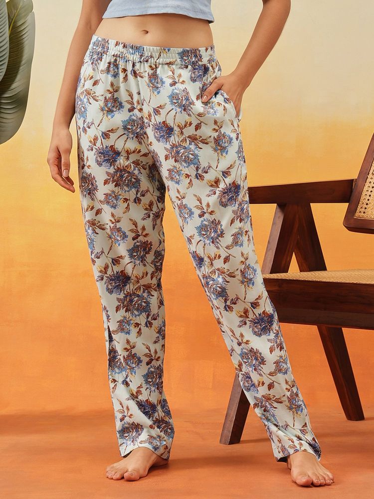 Clovia Rayon Floral Print Pyjama With Pockets White-picture-34