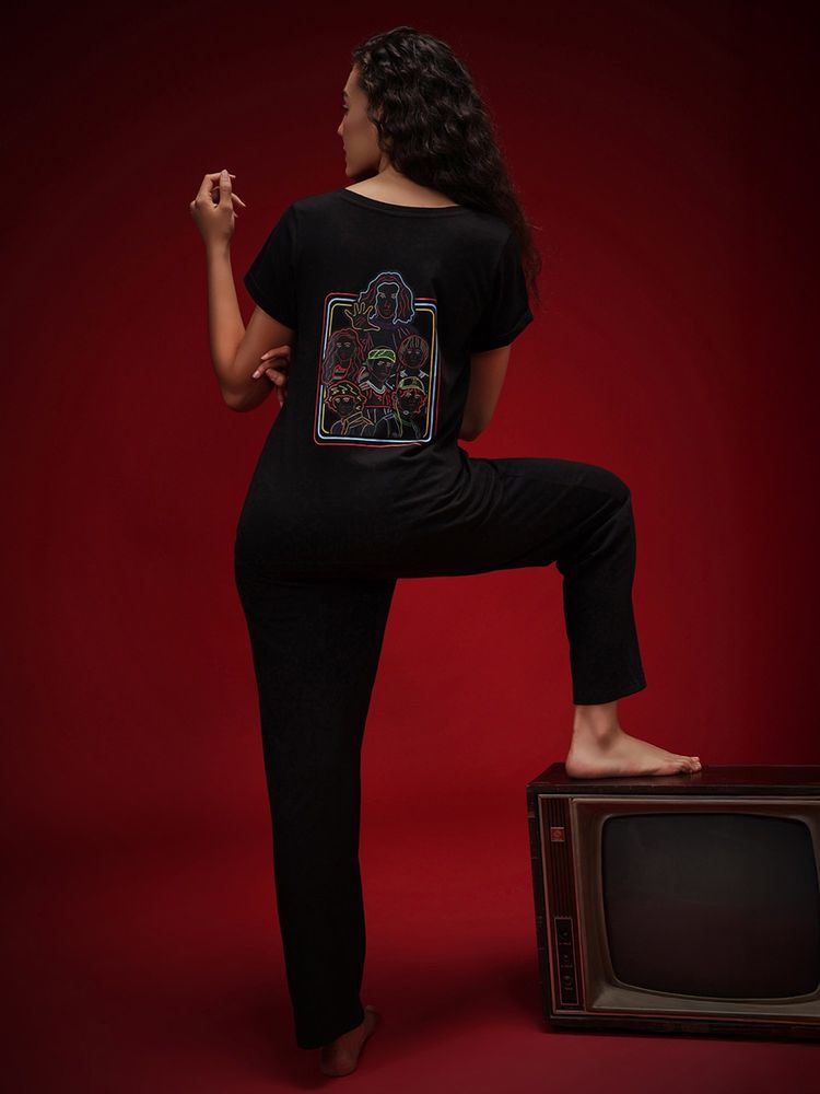 Clovia Cotton T-Shirt And Pyjama Black-image-4