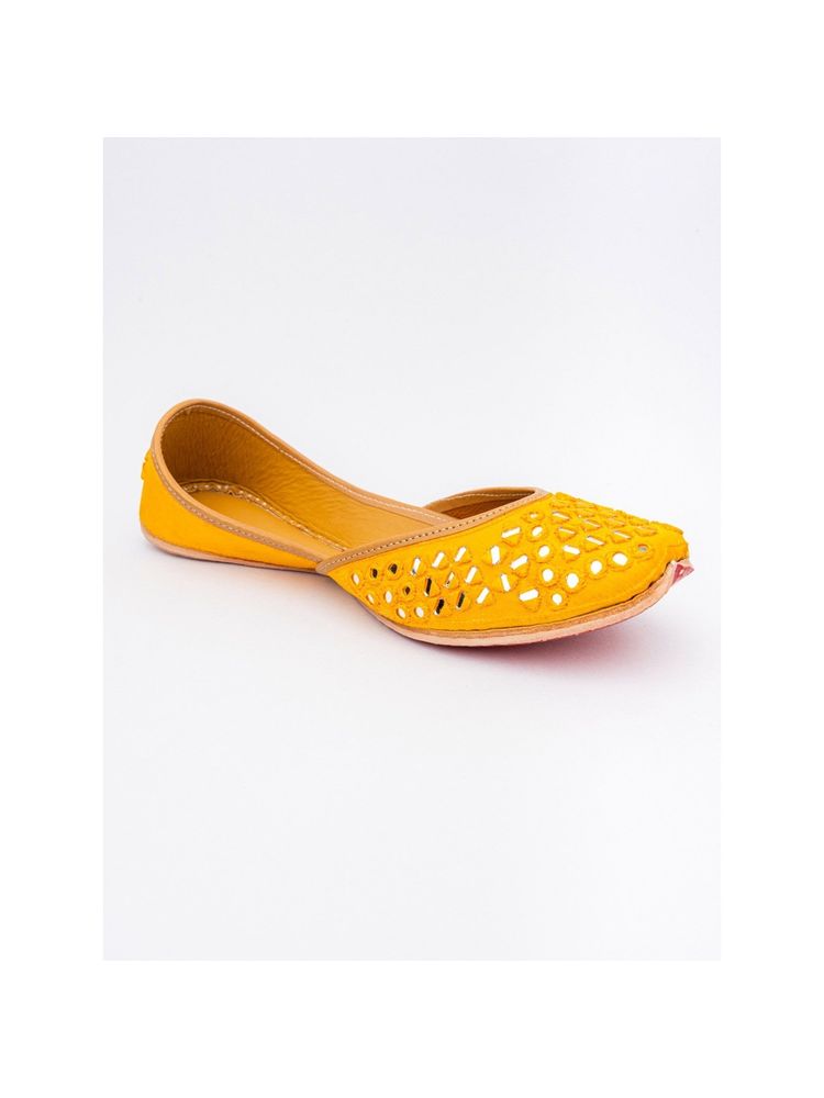 NR BY NIDHI RATHI Embellished Yellow Juttis
