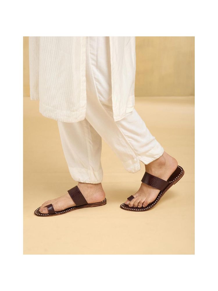 fabindia fashion Fabindia Brown Leather Kolhapuris-picture-10