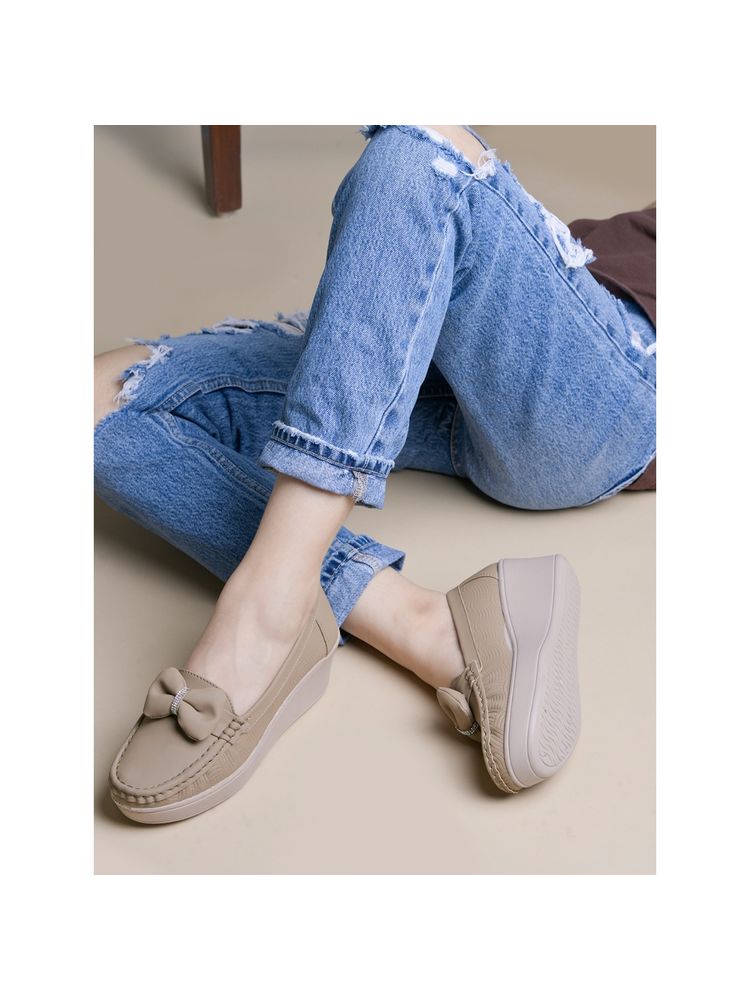 Shoetopia Upper Bow Detailed Beige Loafers for Women-picture-25