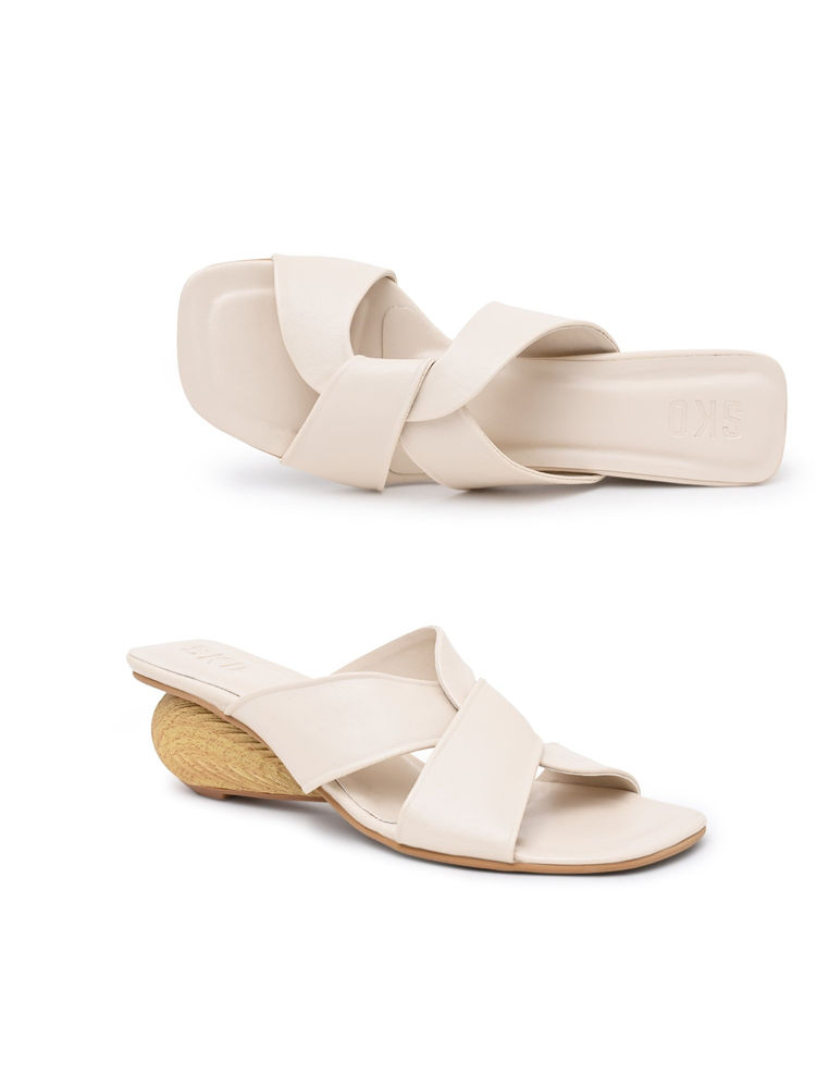 SKO SusanX Wedges Heels in Ivory-picture-22
