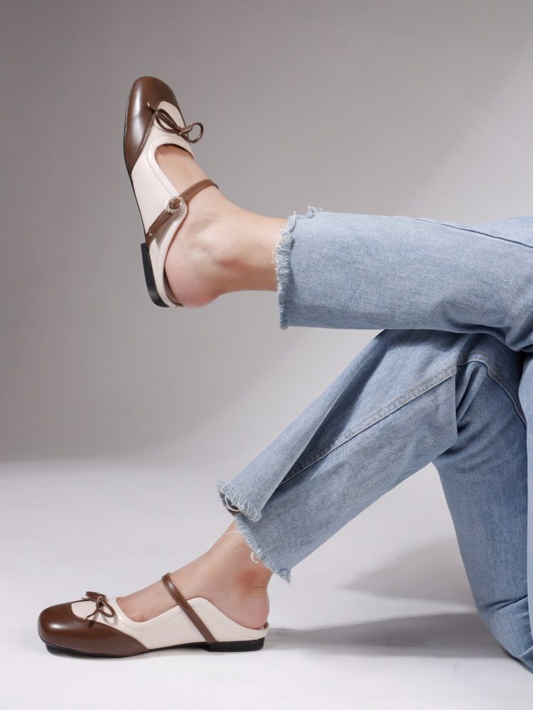 The White Pole Cream Brown Sandals with Bow and Embellished Buckle for Women-image-36