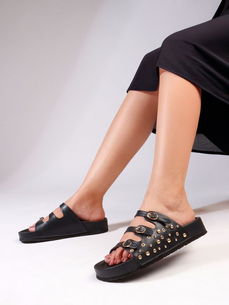 The White Pole Black Buckle Strap Studded Platform Sandals-picture-40