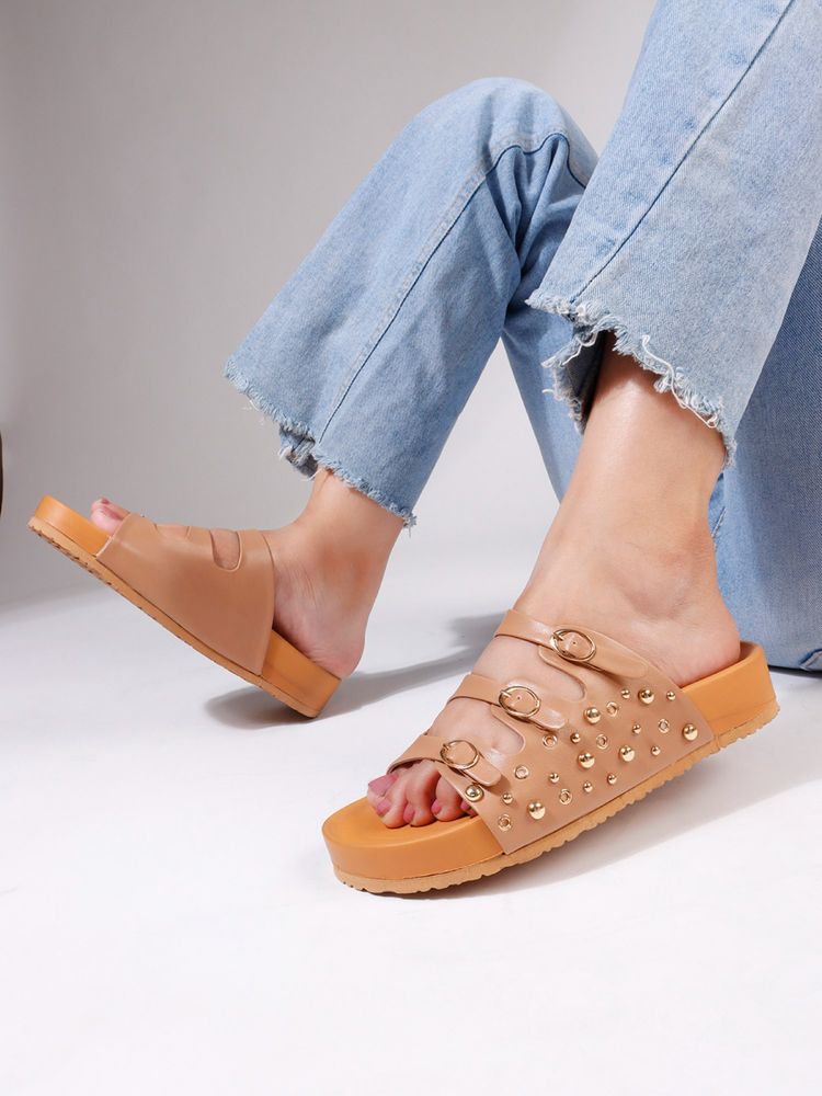 The White Pole Nude Buckle Strap Studded Platform Platform Sandals-picture-49