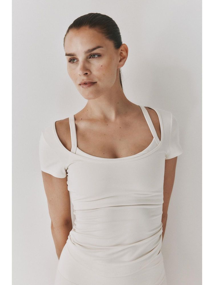 H&M Women White Sports Top With Softmove-image-29