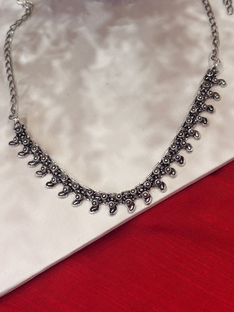 Niska Noor Silver Necklace-picture-22