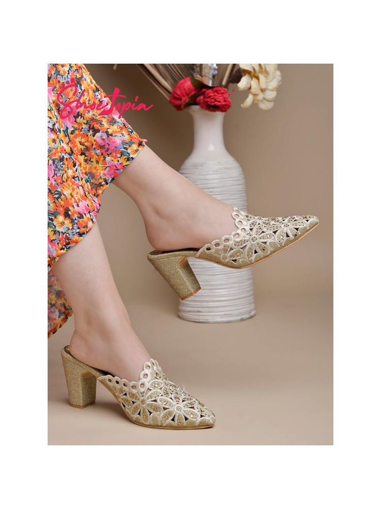 Shoetopia Gold-toned Silver-toned Embellished Ethnic Block Mules With Laser Cuts