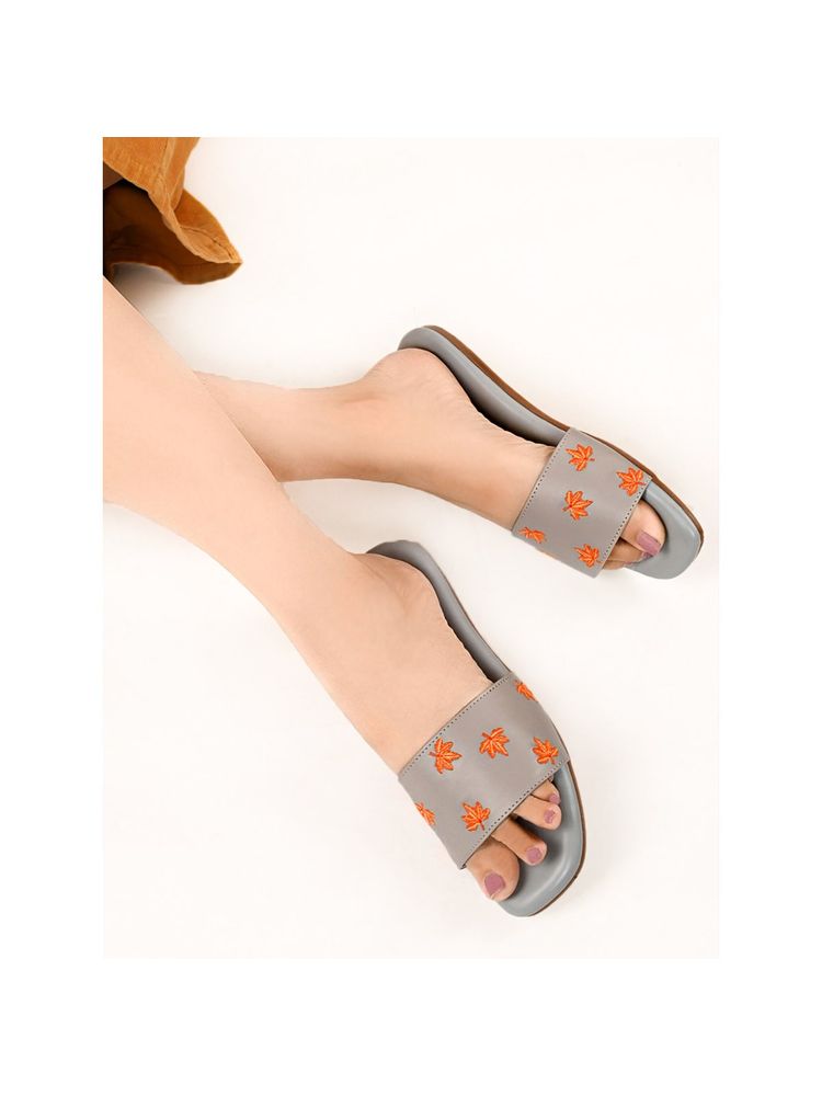 ALL TABS OPEN Grey Open Toe Thread Embroidered Womens Flats-image-8