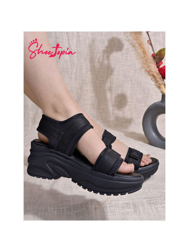 Shoetopia Comfortable & Sporty Black Sandals for Women-image-28
