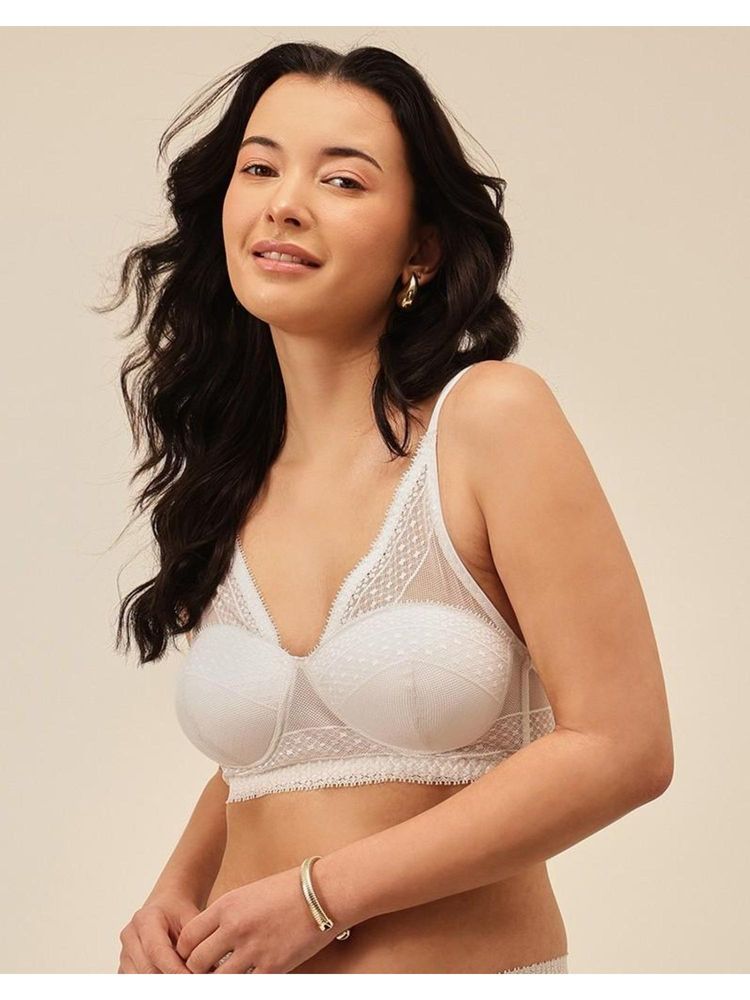 Chelvet White Padded Non-Wired Lace Bralette-picture-27