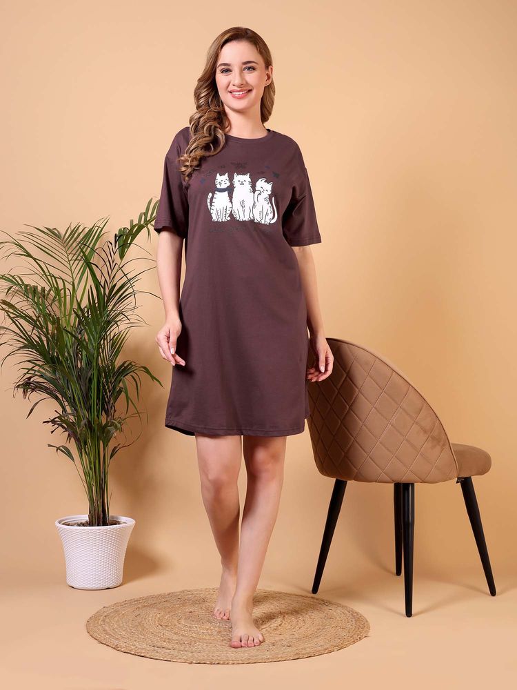 Bedtime Story Wine Printed Comfortable Nightdress-image-20
