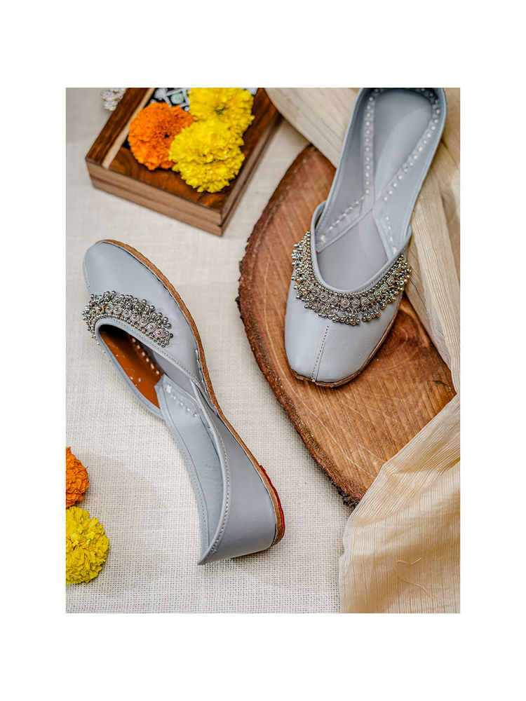 NR BY NIDHI RATHI Embellished Ethnic Grey Juttis