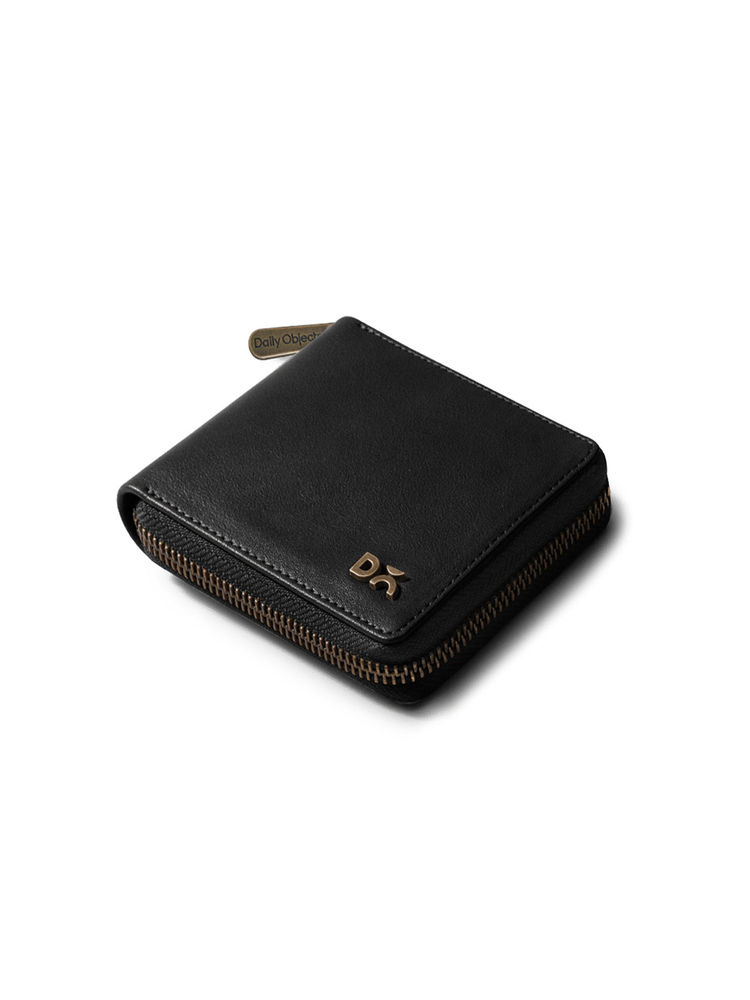 DailyObjects Black Veg Leather Zip Wallet (M)