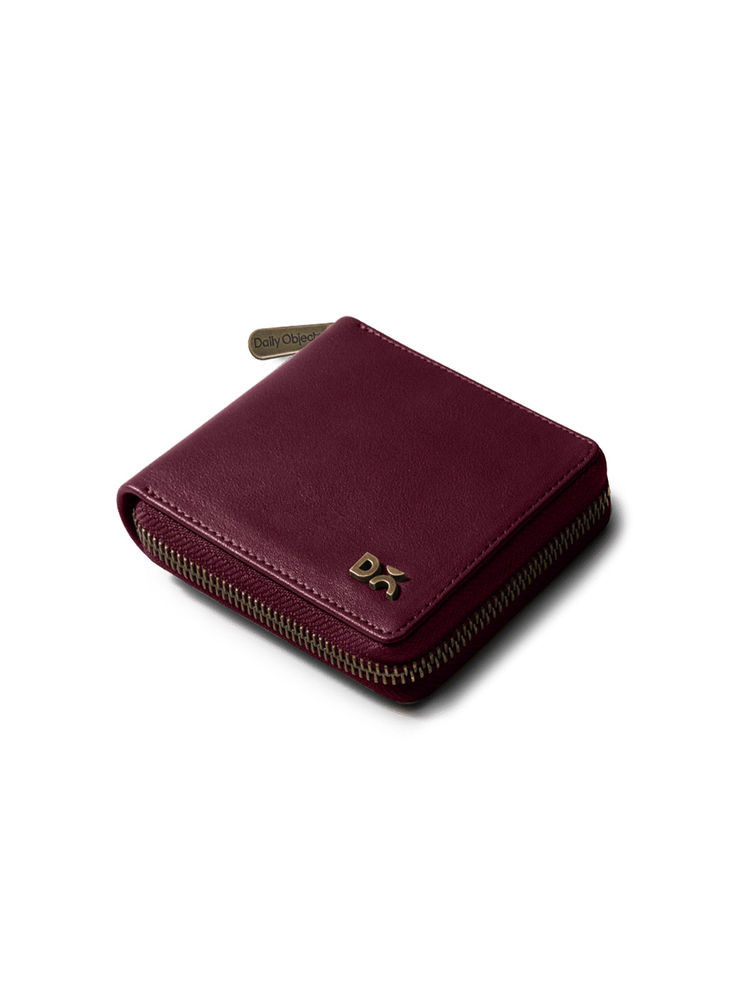 DailyObjects Burgundy Veg Leather Zip Wallet (M)