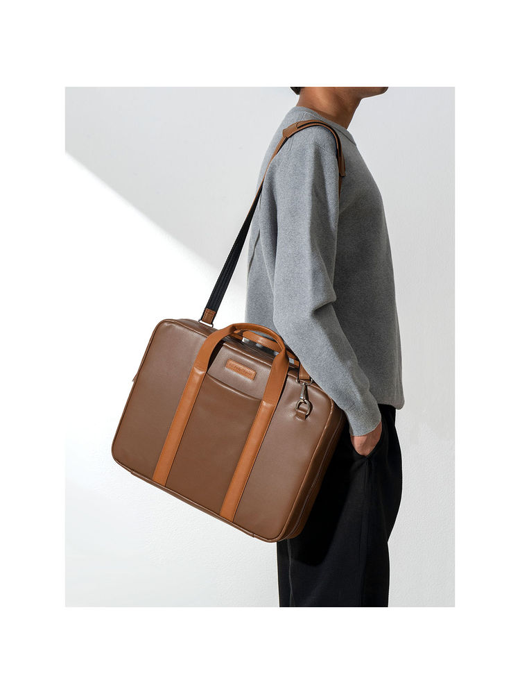 DailyObjects Walnut Brown Urban Classic Laptop Bag (M)-picture-10