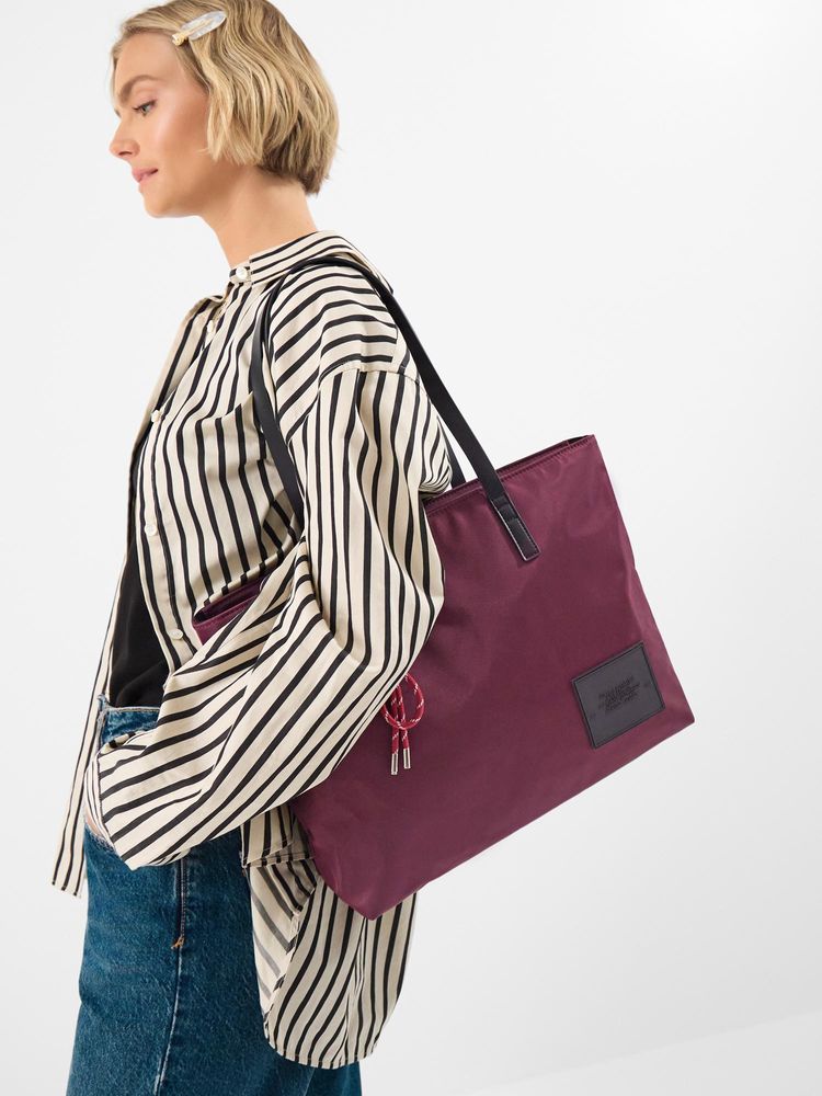 Accessorize London Women's Burgundy Harper Nylon Laptop Tote Bag-image-17