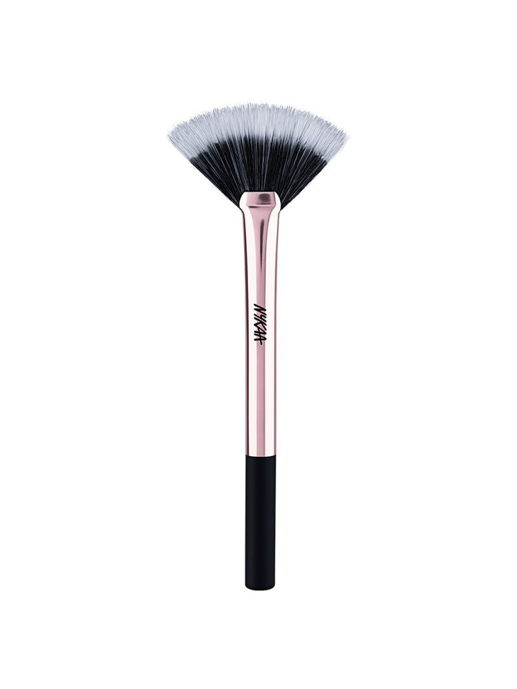 Nykaa Tools & Accessories BlendPro Highlighting Fan Makeup Brush-picture-12