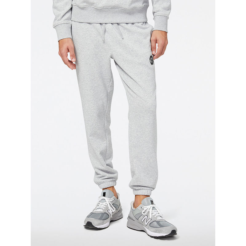 New Balance Men Athletic Grey Activewear Trackpant (M)